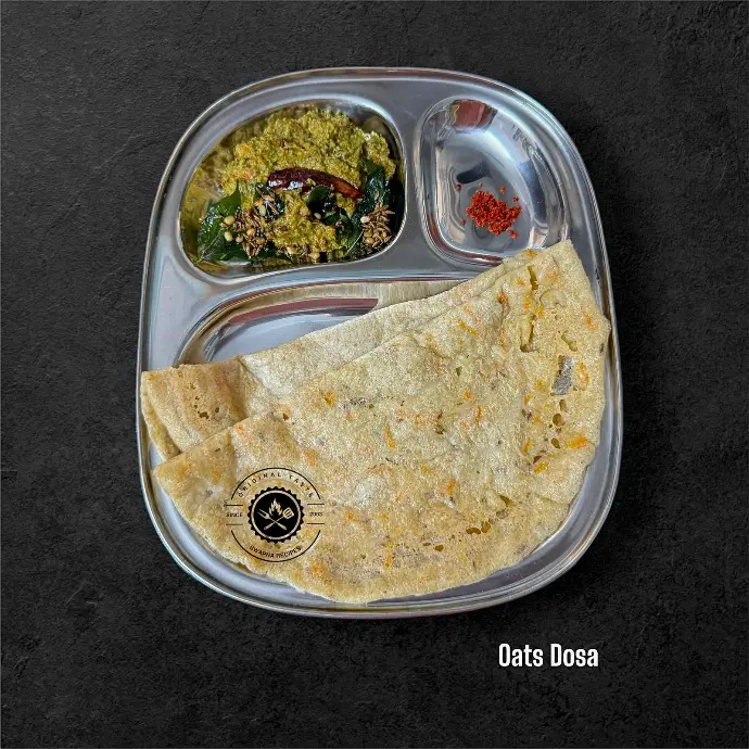 Crispy oats dosa made with minimal ingredients, served hot with coconut chutney for a healthy breakfast or dinner option.Healthy and Crisp Oats Dosa Recipe Without Rice