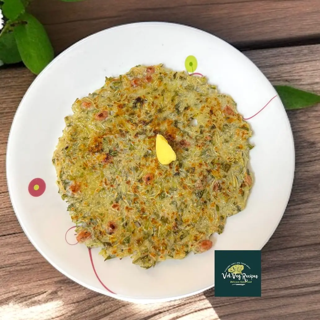 Healthy bottle gourd rotti with peanuts, sesame, and coriander, cooked golden on tawa and ready to eat with chutney.