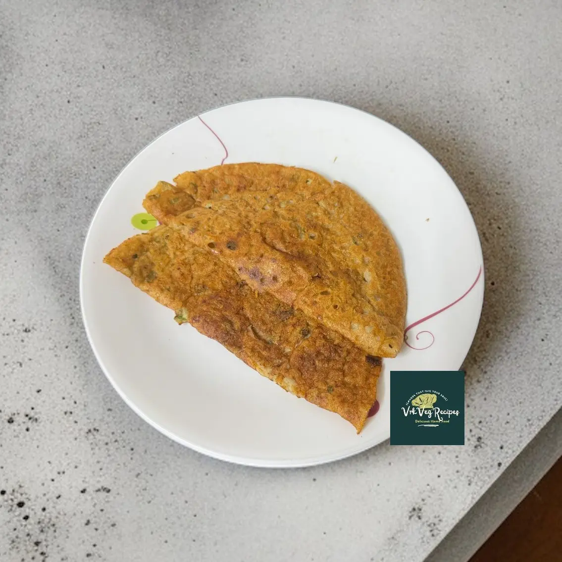 No-Oil Jowar Dosa with Veggies Recipe Hot jowar dosa loaded with vegetables, cooked without oil, and served with chutney for a healthy breakfast.